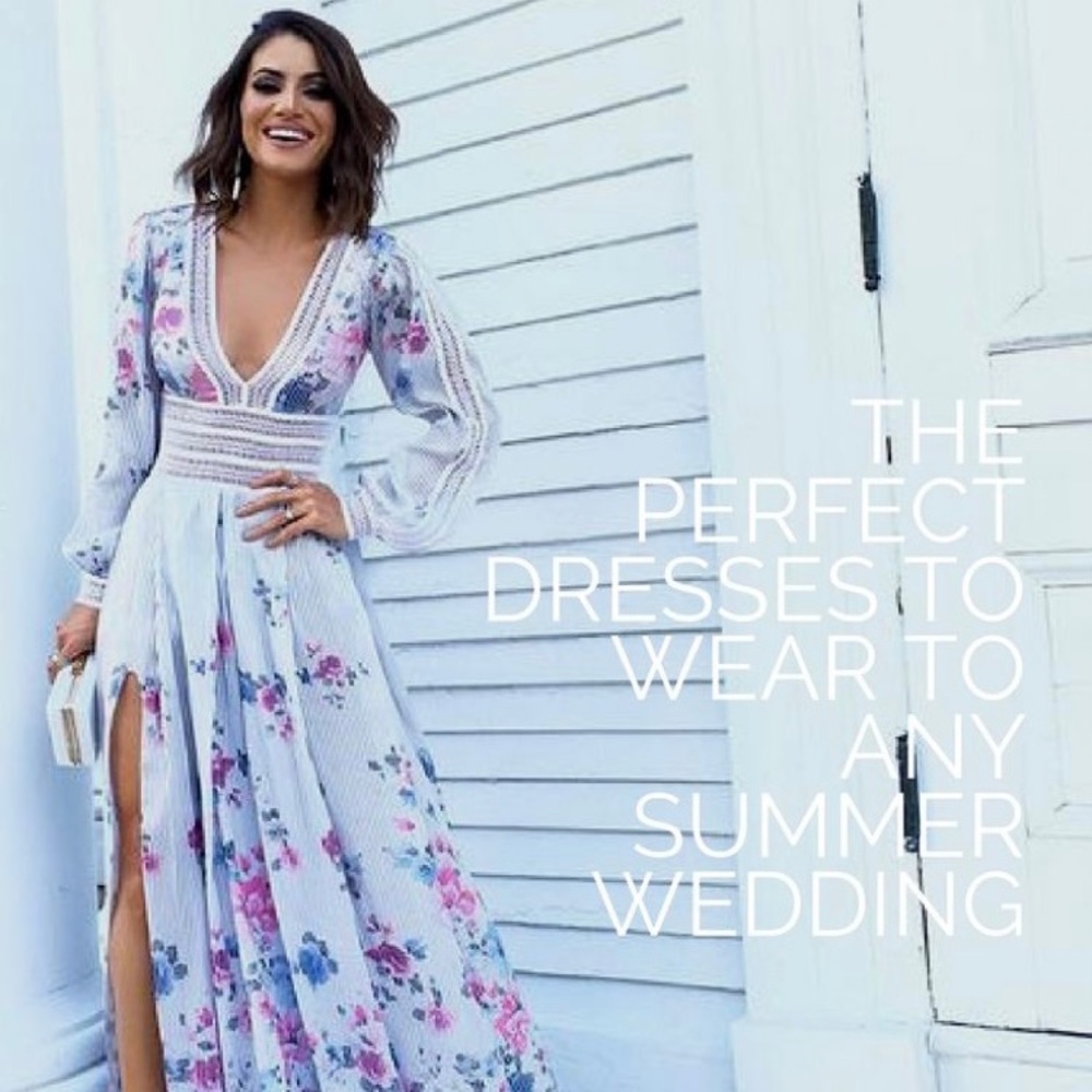 Beautiful long sleeve floral maxi dress with a slit size L